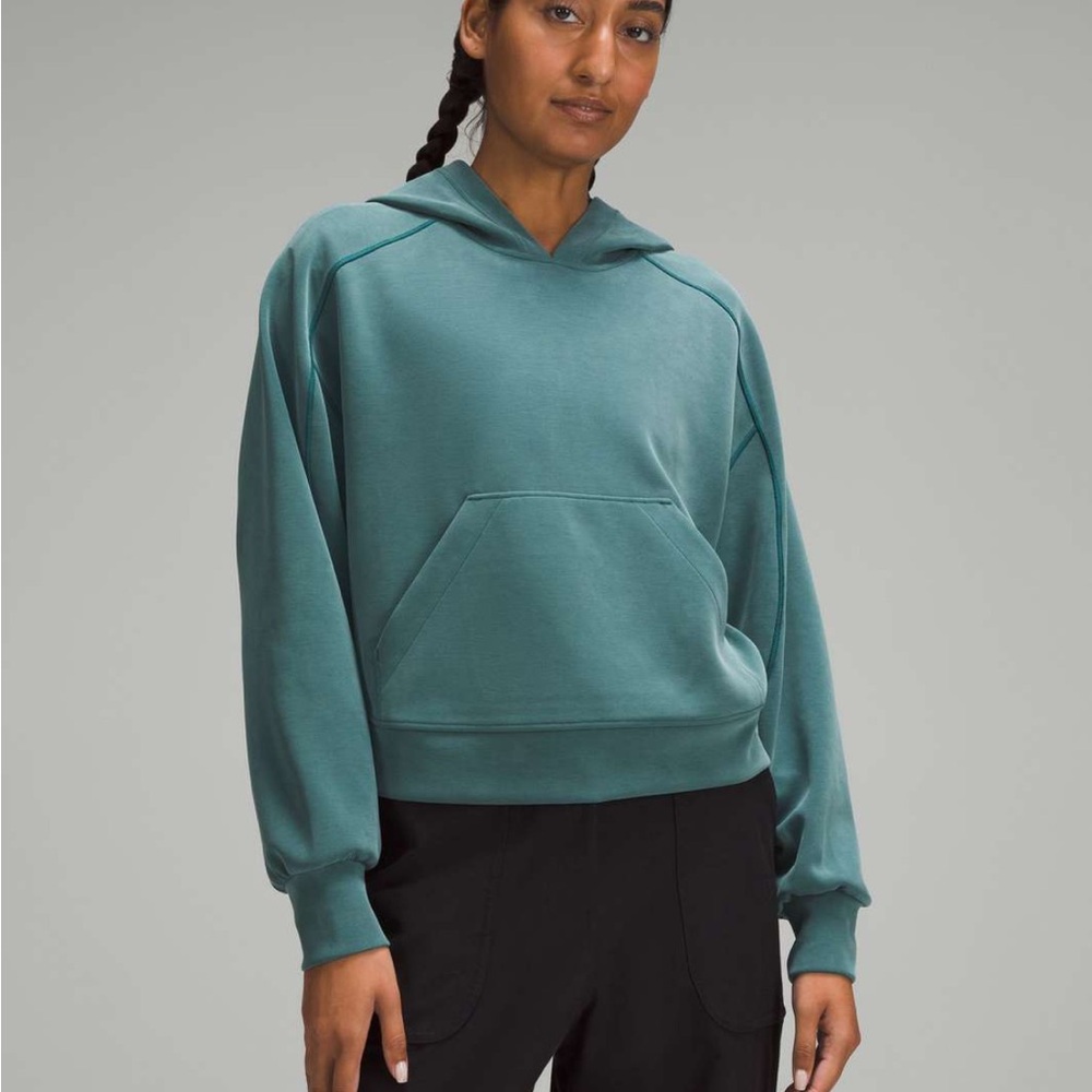 🆕Lululemon Softstreme Hoodie *rare color*